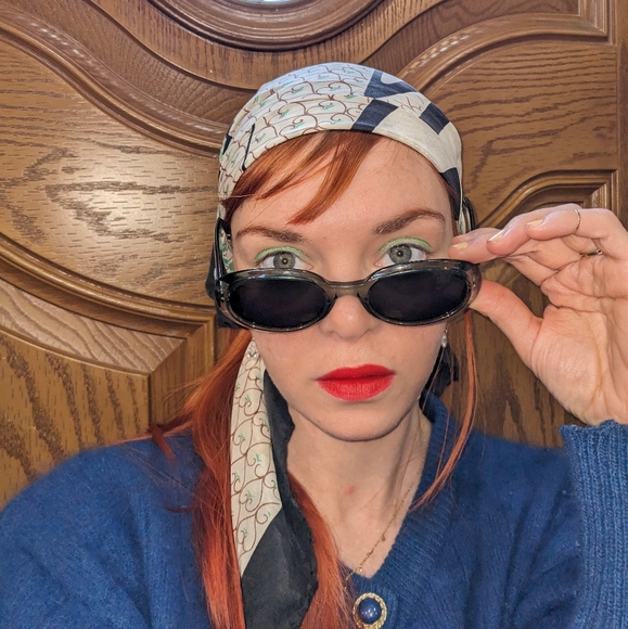 Meet your Posher, Ashley - Picture 2 of 8